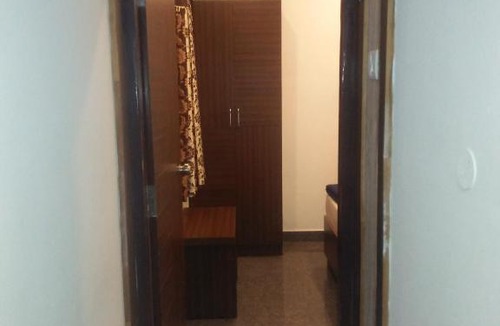 Periamet Hotel | Rajab Residency