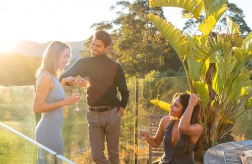 Kangaroo Valley Villa | Ralphies Villa 2 bed 2 bath with Valley views