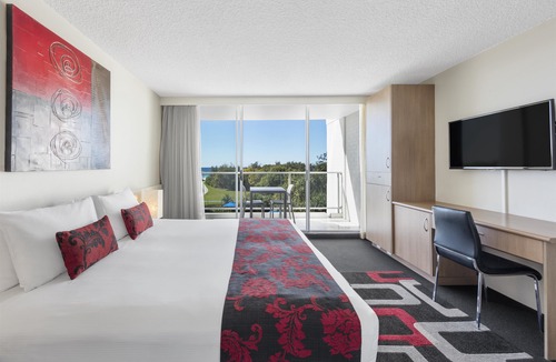 Marcoola Hotel | Ramada by Wyndham Marcoola Beach