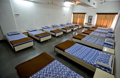Ramoji Film City Bed & Breakfast | Ramoji Sahara Shared Accommodation