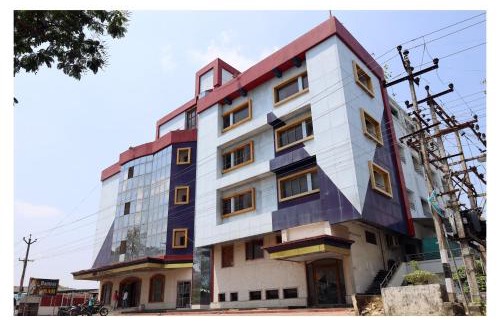 Thirunallar Hotel | RAMYA REGENCY
