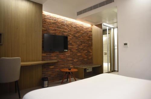 Teynampet Hotel | RATHNA RESIDENCY - Near US CONSULATE