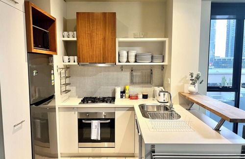 Melbourne Central Business District Apartment | Readyset Apartments on Little Bourke