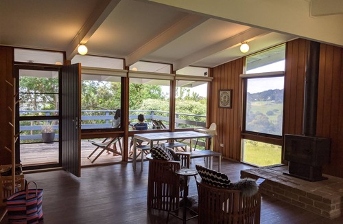 Shoreham House | Recently updated Shoreham beach house