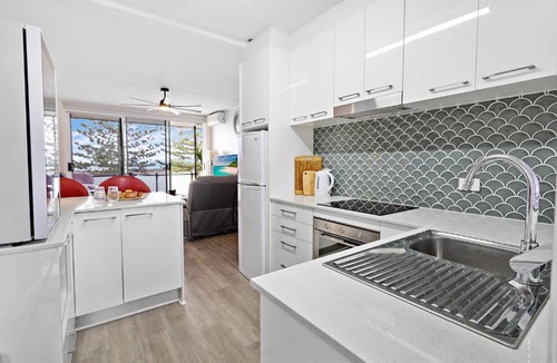Lake Illawarra Apartment | Reddall Waterside Stay