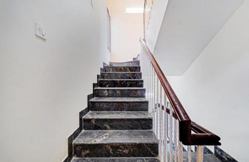 Nungambakkam House | Redfox Hotel - Near US Biometric
