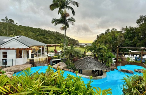 Coffs Harbour Apartment | Reef @ Aanuka Beach Resort Pool/Spa/Tennis