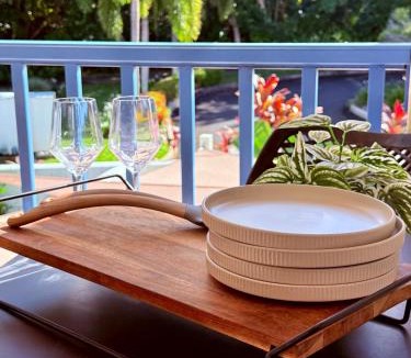 Port Douglas Apartment | REEFSIDE Studio Spa Apartment