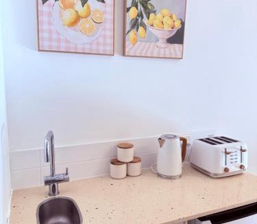 Port Douglas Apartment | REEFSIDE Studio Spa Apartment