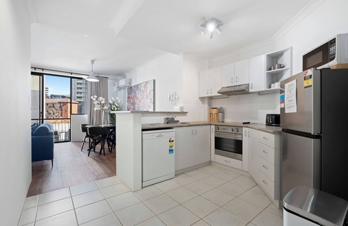 East Perth Apartment | Refined & Relaxed – A Sepal Stay East Perth - Sleeps 2 - Superior WiFi