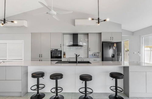 Bongaree House | Reflections on Phoenix