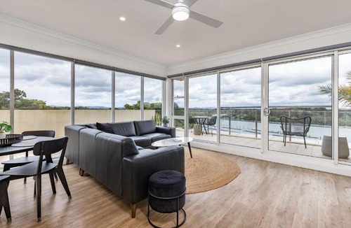 Forster Apartment | Regatta 24