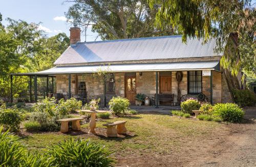 Mintaro Bed & Breakfast | Reillys Wines Heritage Cottages