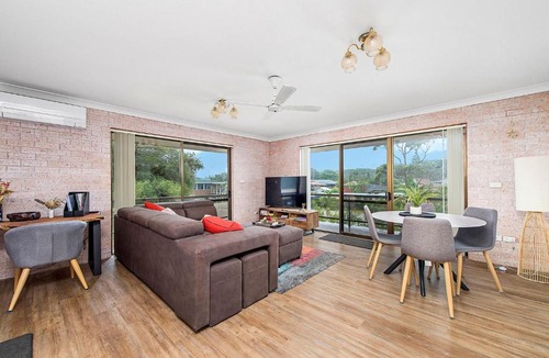 North Haven Apartment | Relax at Riverview