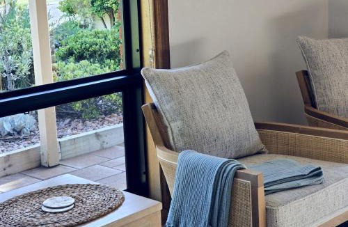 Waterhouse House | Relax on Ryan Robe - 100m to Beach, Cafes and Town