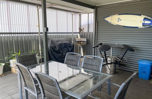 Waterhouse House | Relax on Tolmer - Great for two families