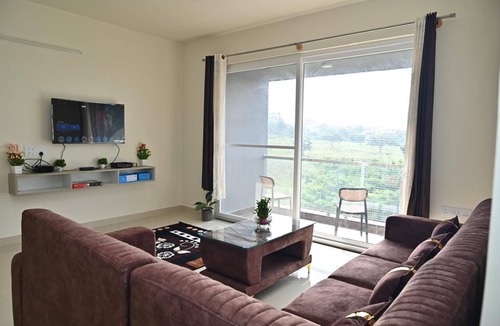 Mysore Apartment | Relax with family at Charming 2bedroom apartmnt with WiFi AC in wonderful Mysore