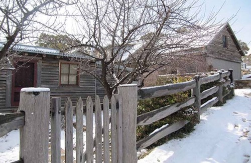 Crackenback House | RELAXED MOUNTAIN LUXURY - YOUR DREAM GETAWAY