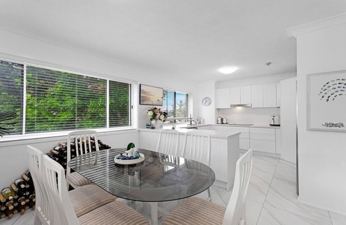 Torquay Apartment | Relaxing Getaway Steps Beach with Pool