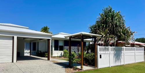 Mooloolaba House | Renovated Beach House in the Heart of Mooloolaba