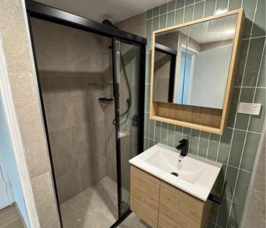 Surry Hills Apartment | Renovated Central Studio w pool & just off Oxford St