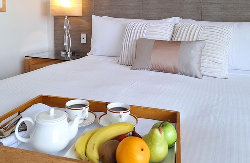 East Perth Hotel | Residence on Langley Park
