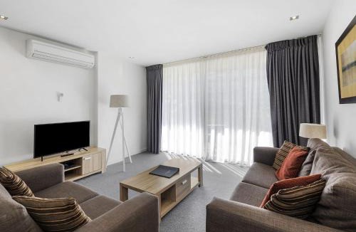 Torquay Apartment | Resort Apartment 109