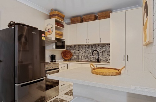 Batehaven Apartment | Rest & Play the Batehaven Way