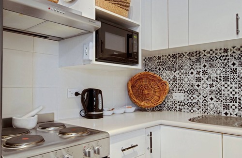 Batehaven Apartment | Rest & Play the Batehaven Way