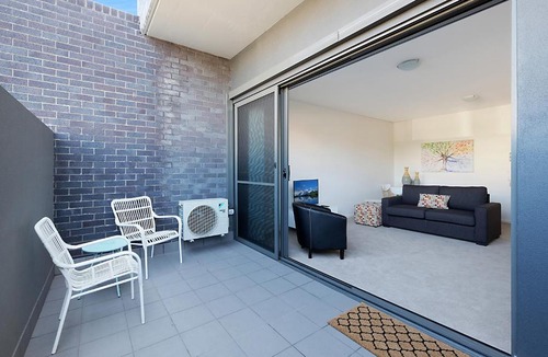 Belmont Apartment | Rest Stop Belmont