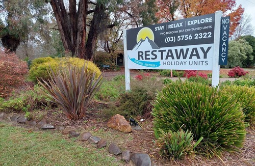 Porepunkah Apartment | Restaway - Mountain View Apartments, Porepunkah