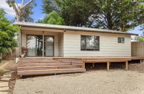 Rhyll House | Rhyll Rendezvous