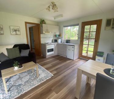 Cobden Apartment | Richo’s Retreat, 1 bed unit near Great Ocean Road