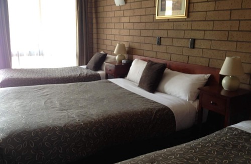 Drumcondra Hotel | Rippleside Park Motor Inn