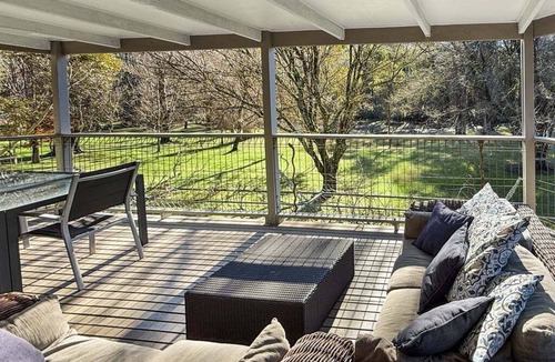 Merrijig House | River Flat - Delatite River Frontage