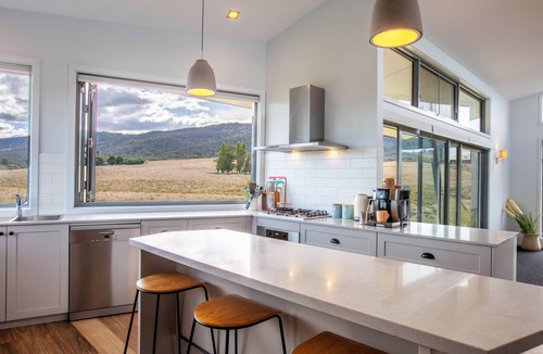 Moonbah House | River K Lodge - 4 Eagle View Road