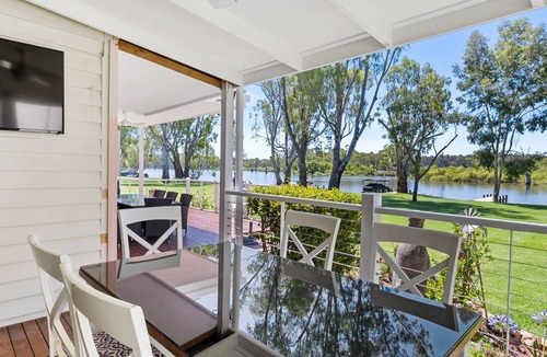 Bundalong House | River Views located on the golden mile at Bundalong