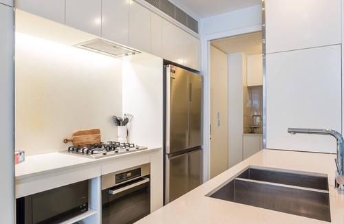 West End Apartment | Riverside at WaterEdge West End