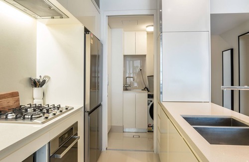 West End Apartment | Riverside at WaterEdge West End