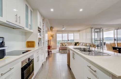 Innisfail Apartment | Riverside Luxe Penthouse Escape