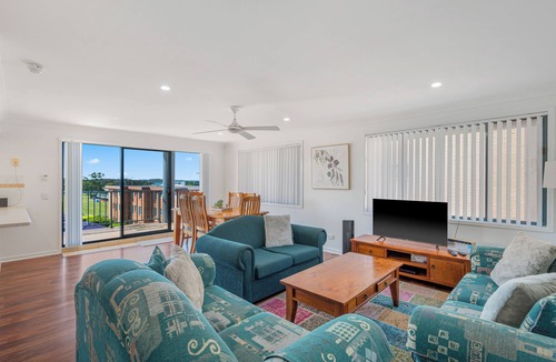Port Macquarie Apartment | Riverview 13: 2 BR, 1 BA Apartment in Port Macquarie, Sleeps 4