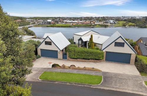 Warrnambool House | Riverview