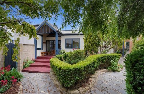 Warrnambool House | Riverview