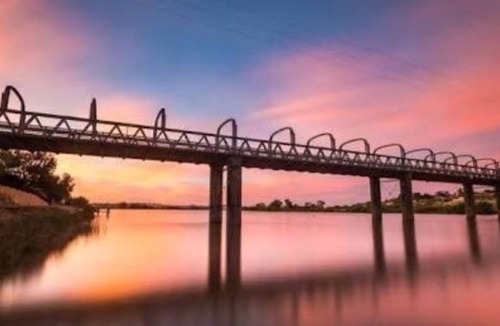 Murray Bridge Cabin | Riverview cabin Murray Bridge situated on Riverfront road Murray Bridge.