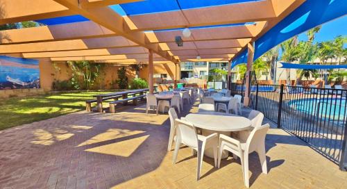 Kalbarri Apartment | Riverview Holiday Waterfront Apt 5 -1st Floor - Kalbarri, WA