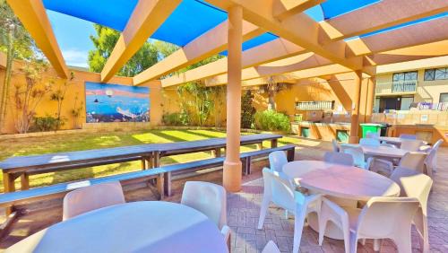 Kalbarri Apartment | Riverview Holiday Waterfront Apt 5 -1st Floor - Kalbarri, WA