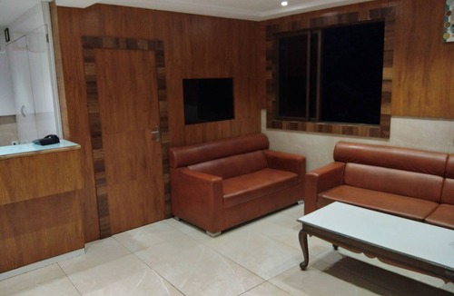 Girgaon Hotel | RK Hotel