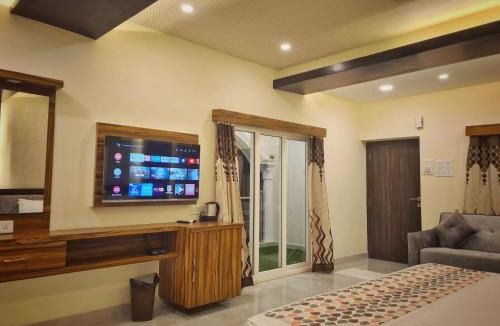 Karaikal Hotel | RK RESORTS