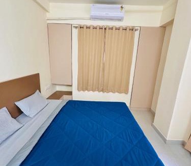 Wakad Apartment | Robins Roost 2BHK Modern AC Flat in Wakad Pune