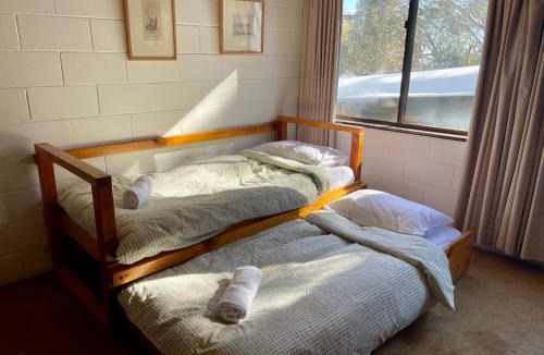 Falls Creek Apartment | Rocky Valley 11